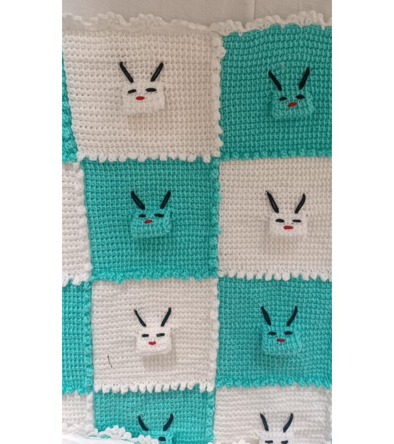 El Örgüsü Bebek Battaniyesi Tavşanlı 90x90 El Örgüsü Bebek Battaniyesi Tavşanlı 90x90